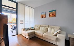 Apartamento Amplio. Vistas A La Playa