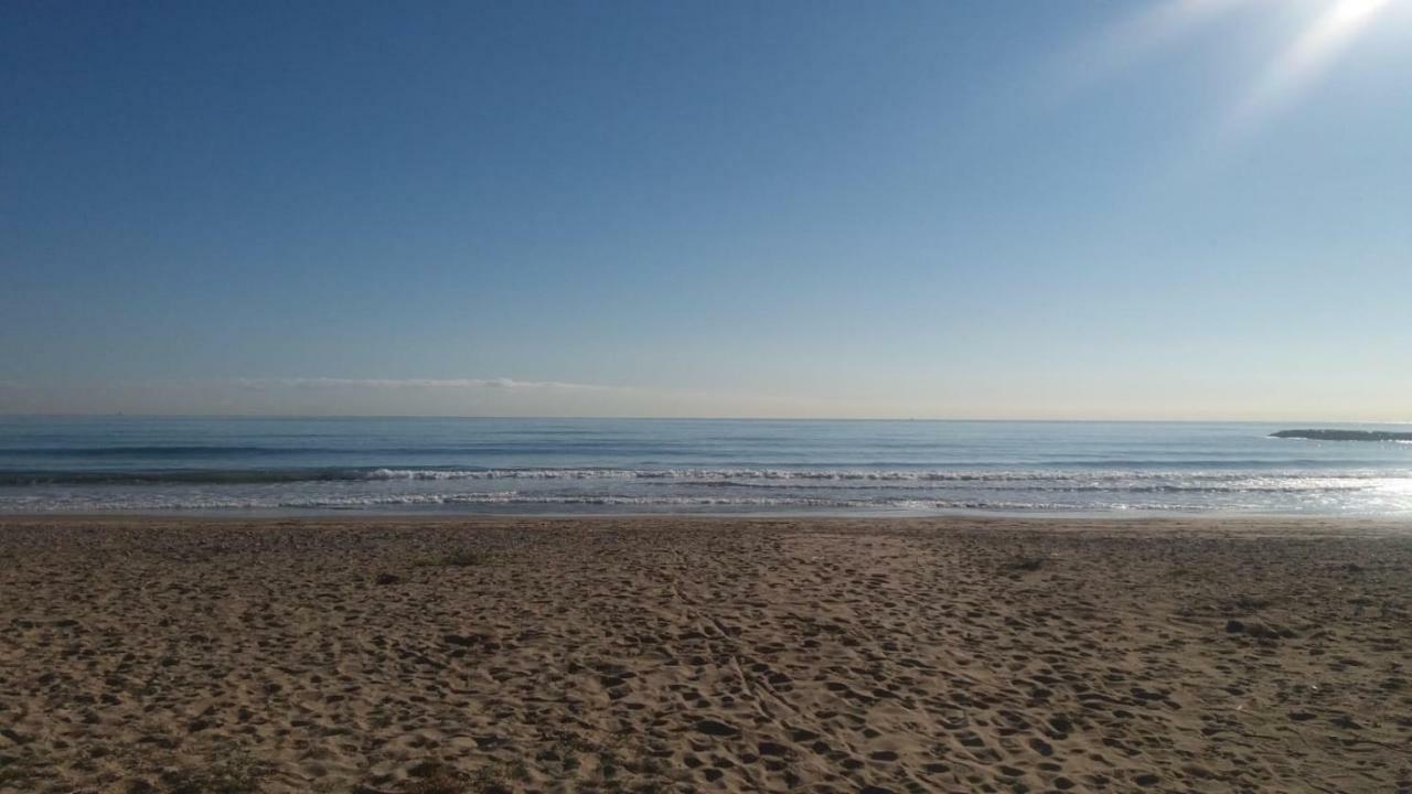 Apartamento Amplio. Vistas A La Playa Puçol Exterior foto